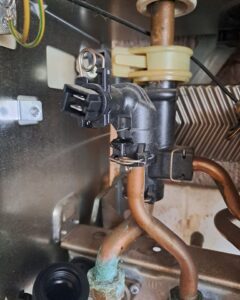 Worcester Boiler Flow Manifold