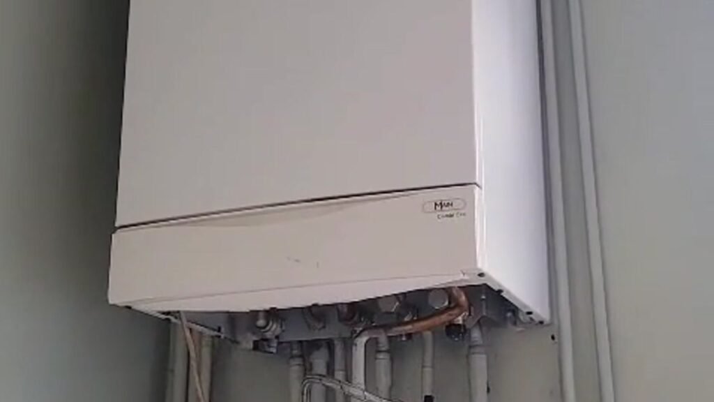 Combi boiler installation in Walkden (poster image)
